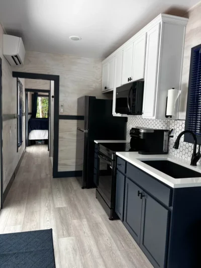 Luxury Shipping Container Home – 40′ x 8′ x 9′6″ – $89,900 or Rent to Own for $1,080/Month
