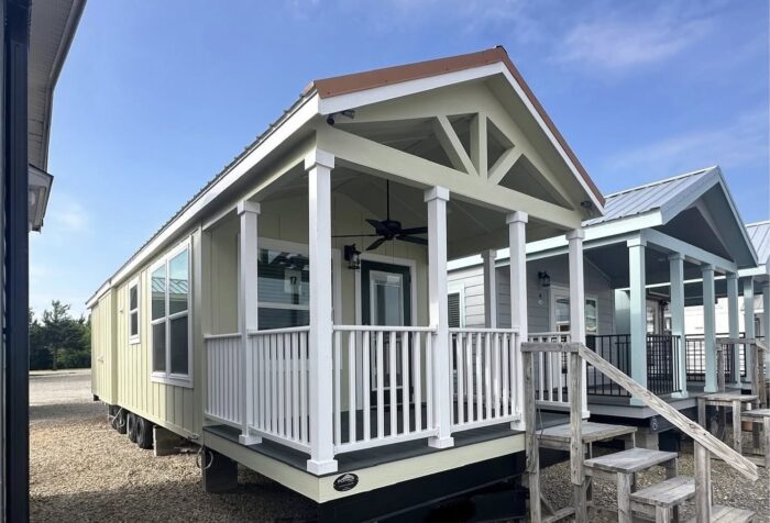 Honeysuckle 1 Bed Tiny Home